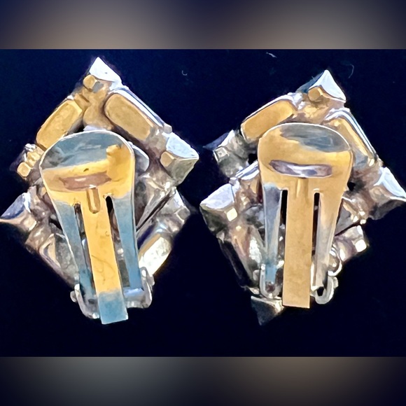 Vtg Intertwined Squares Rhinestone Art Deco Brooch Pin & Clip Earrings EUC RARE - Picture 5 of 7